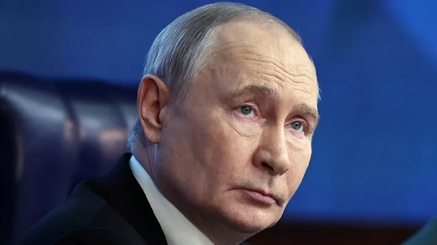 Putin spurns compromise, boasts of military momentum ahead of Miami talks