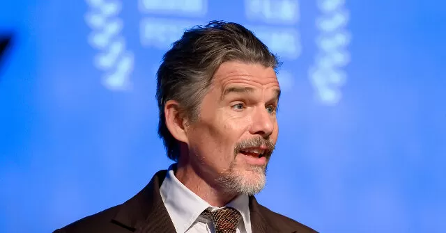 Ethan Hawke Says 'There's Fear in America' to Speak Your Mind as He Speaks His Mind to Media