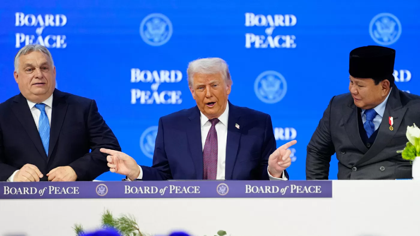 Trump seeks to make amends with UK after furor over NATO remarks