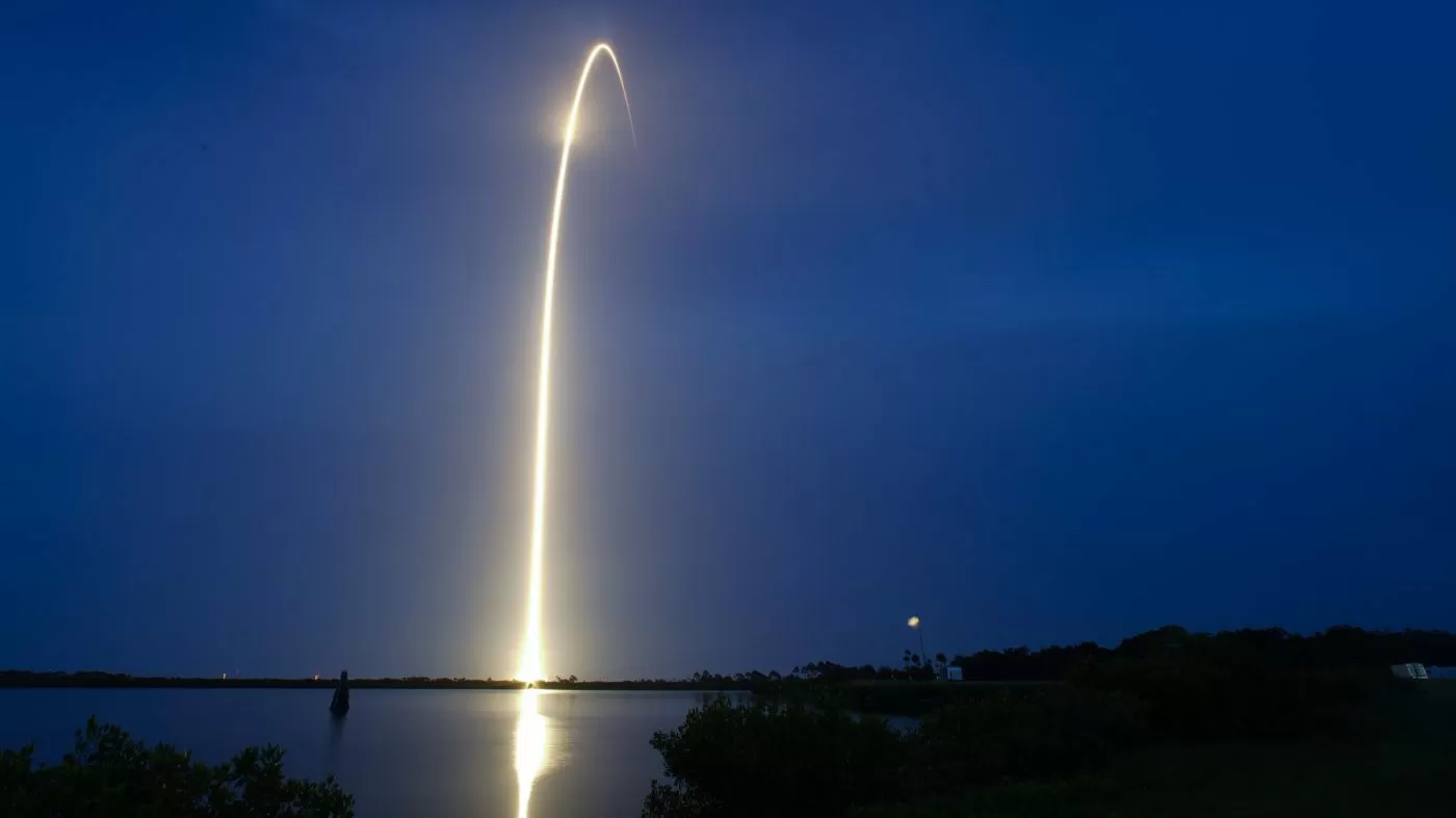 Starlink satellites to be moved to lower orbit