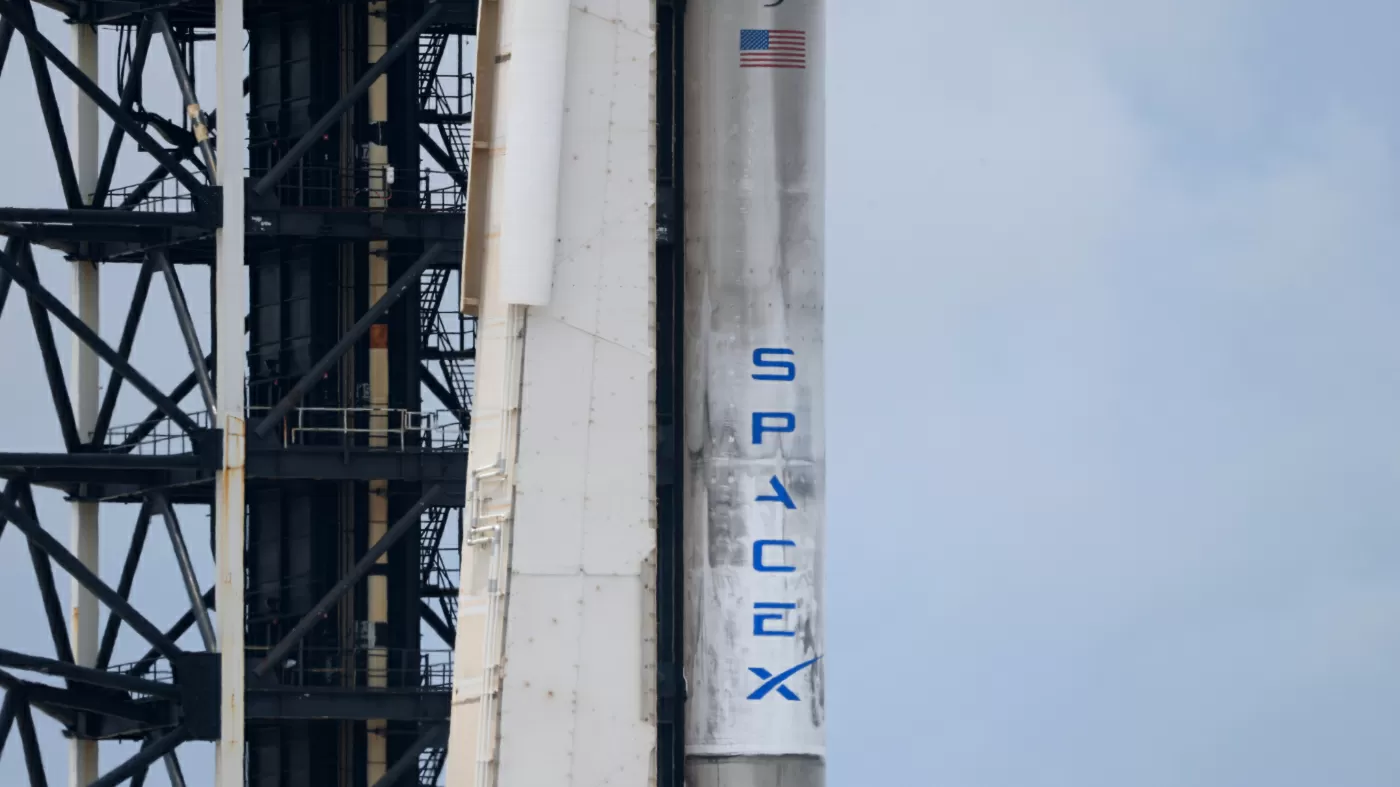 Senate Democrats ask Pentagon to review SpaceX amid Chinese investor allegations
