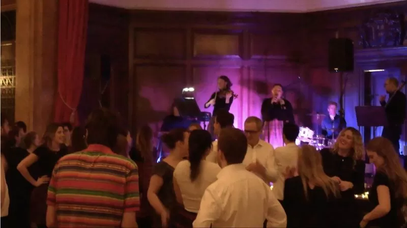 WATCH: Hundreds gather to dance in Westminster for Burns Night celebration