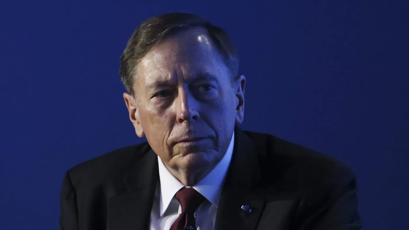 Petraeus argues US now has 'air supremacy' over Iran