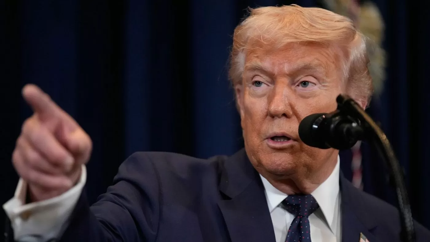 Trump seeks to lower oil prices with Strait of Hormuz pressure