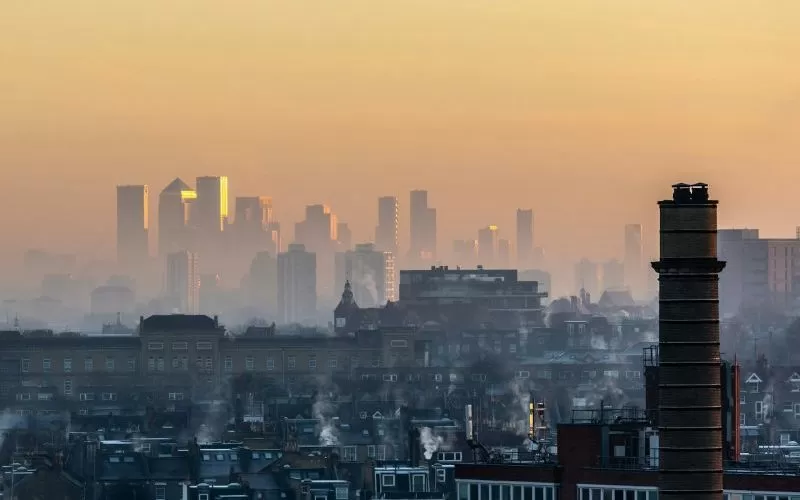 The parents demanding clean air while their children fight for breath