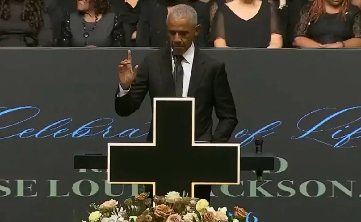 Obama Attacks Trump Administration During Eulogy at Jesse Jackson’s Funeral (VIDEO)