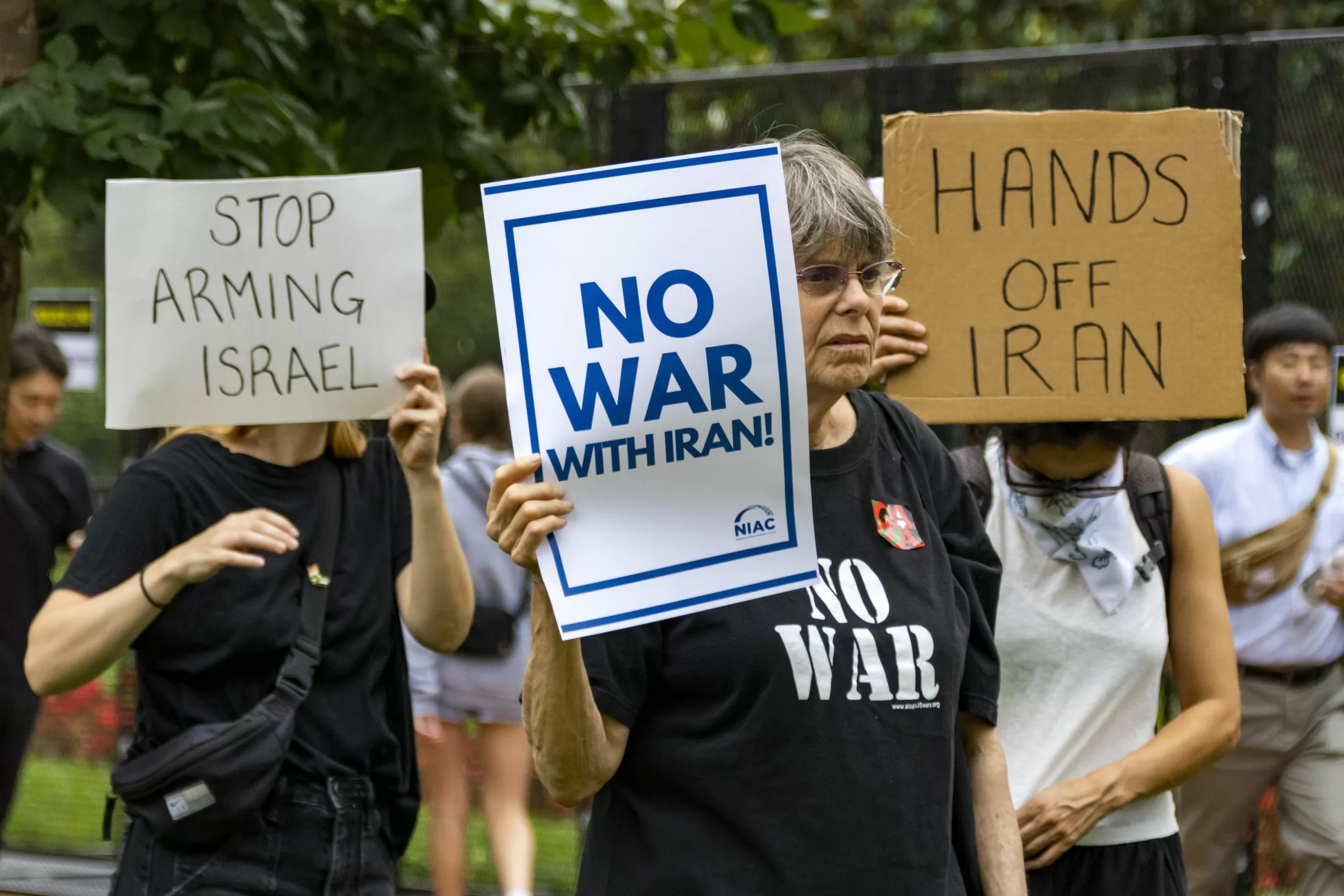 Irony: Leftists Rally in US Streets for Iran’s Brutal Regime While IRGC Lawmaker Threatens to Kill Domestic Protesters-‘A Shoot-on-Sight Issue Has Been Ordered’ (Video)