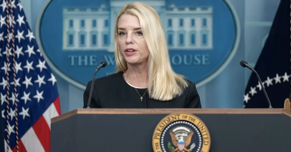 AG Pam Bondi Reportedly Vacates D.C. Home — Moves Into Fortified Military Base Amid Cartel Threats Linked to Maduro Capture and Epstein Files Controversy