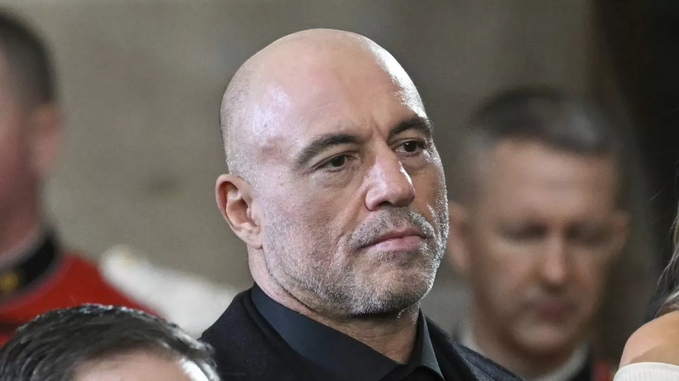 Joe Rogan: Trump supporters 'feel betrayed' by 'insane' Iran war