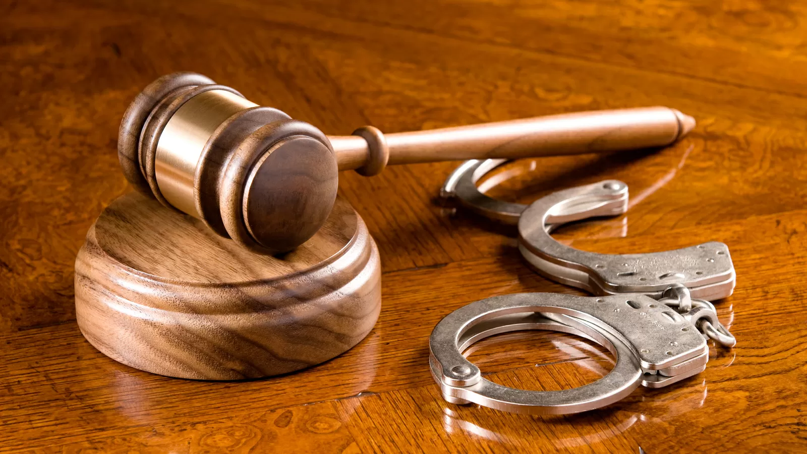 Man awaiting sentencing in gun case sent to prison after offering to be pimp
