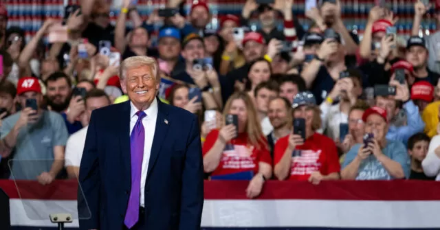 Trump Tax Cuts Boost Income, Savings