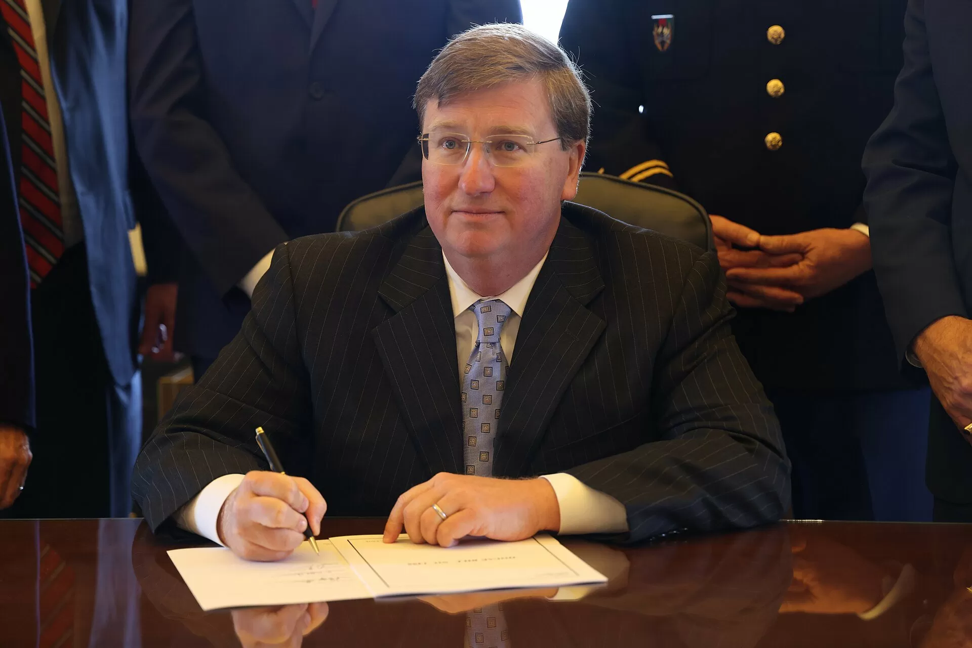 Mississippi Governor Set to Sign Bill Making Illegal Immigration a STATE CRIME