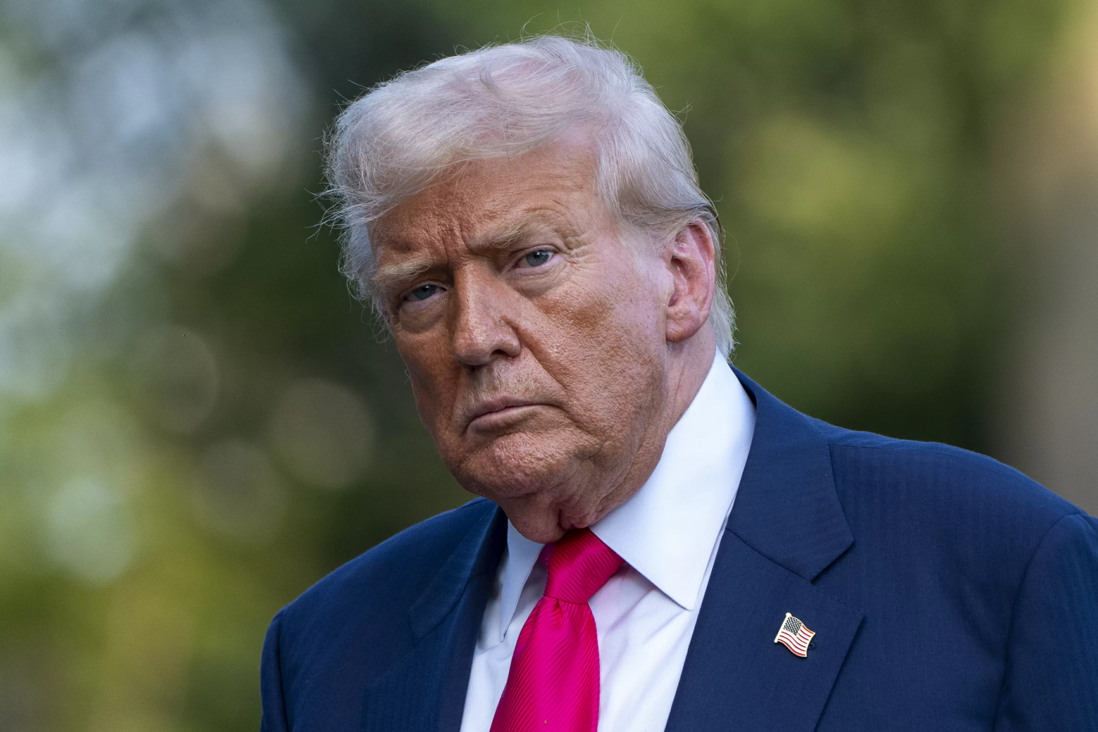 Trump pushes back on Wall Street Journal editorial labeling him 'sucker' on Iran