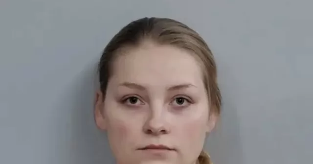 Ex-Kentucky Cheerleader Laken Snelling Pleads Not Guilty to Killing Newborn Son