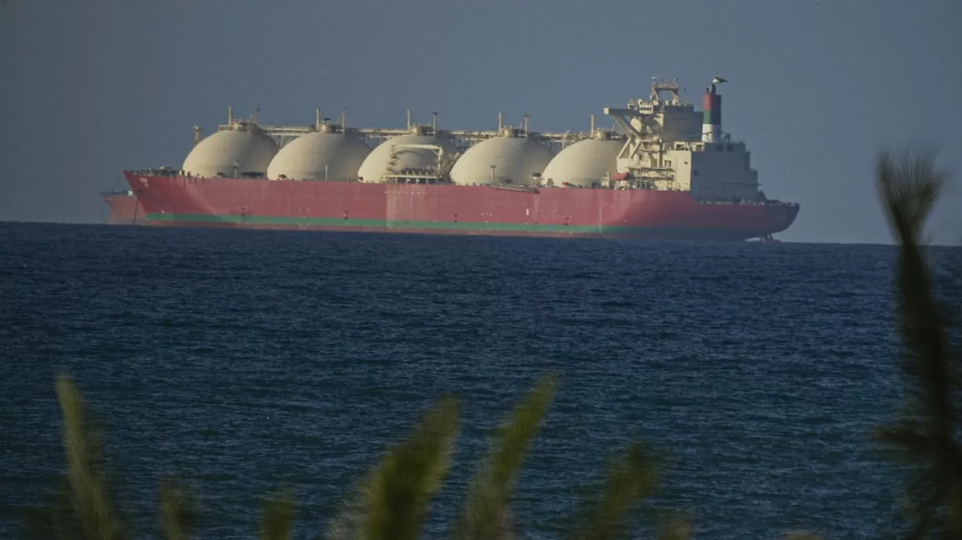 Former JAG officer: Strait of Hormuz toll would be 'illegal'