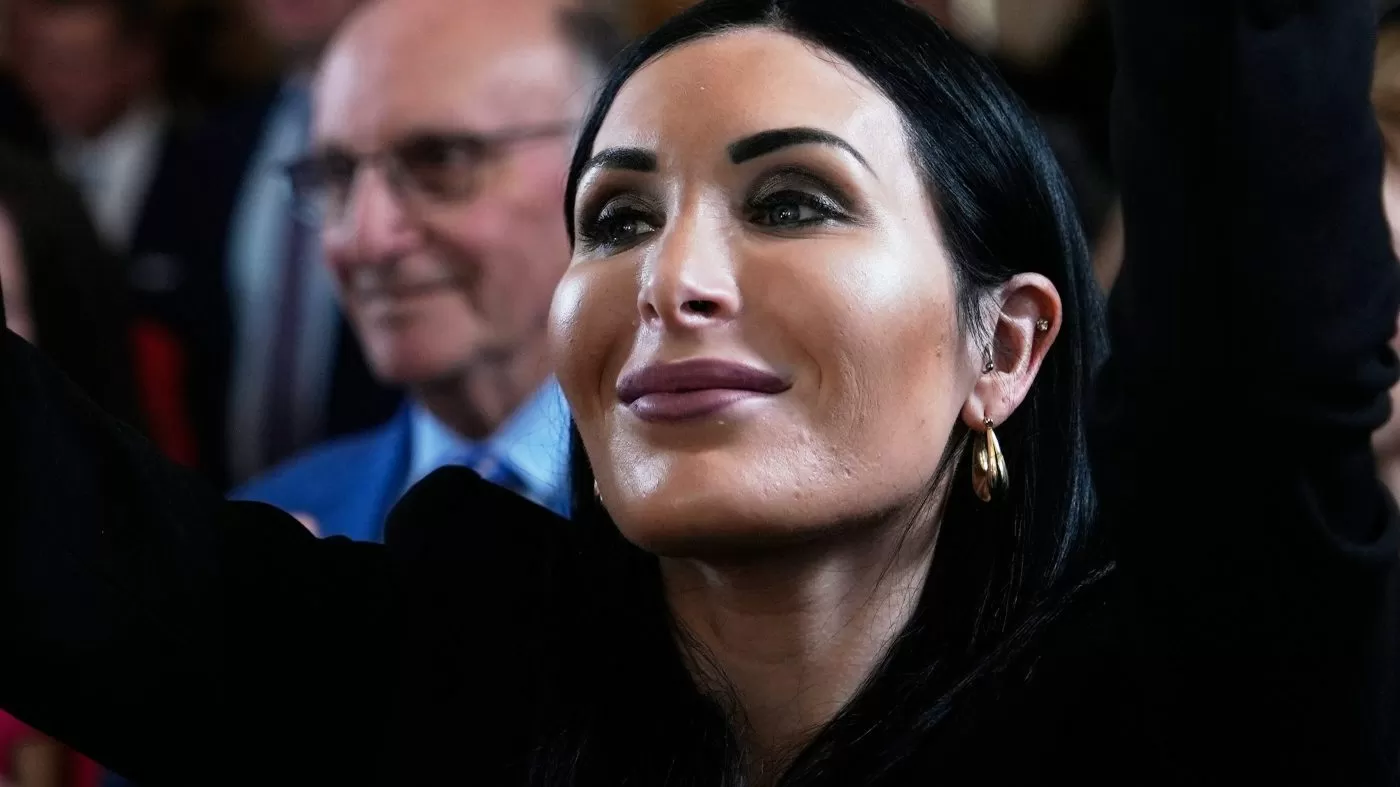 Loomer: US 'didn't really get anything' out of Iran ceasefire negotiation