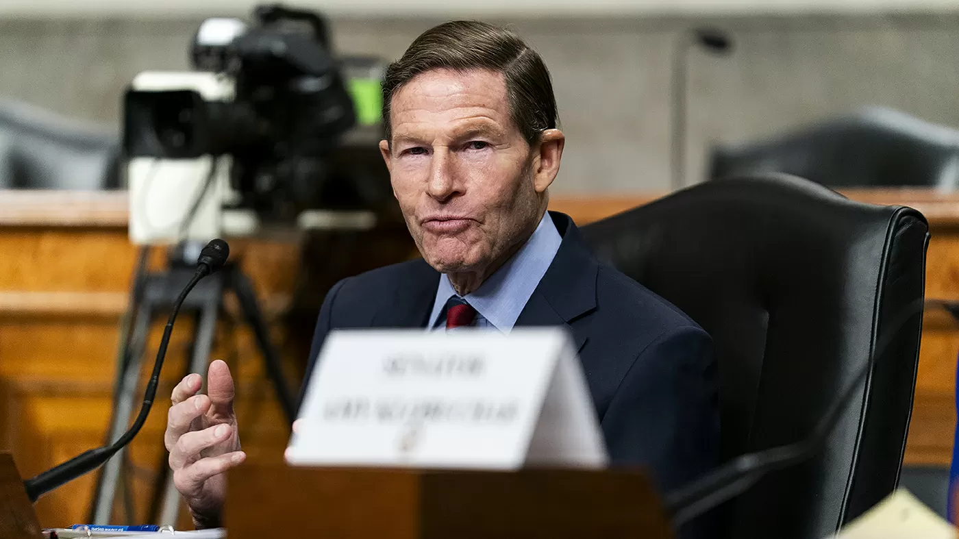 Senate Democrat: 'Bombing alone' can‘t accomplish Trump's objectives in Iran