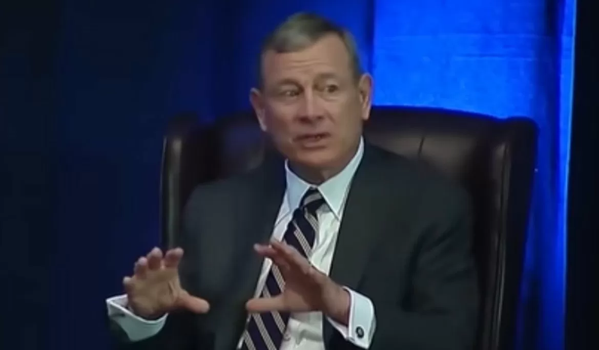 Audio: Chief Justice John Roberts Appears Set to Throw a Wrench in Trump’s Birthright Citizenship Case